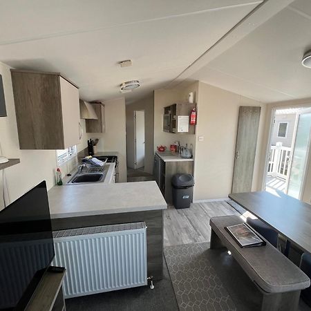 3 Bedroom Modern Caravan Sleeps Up To 8 米勒姆 外观 照片