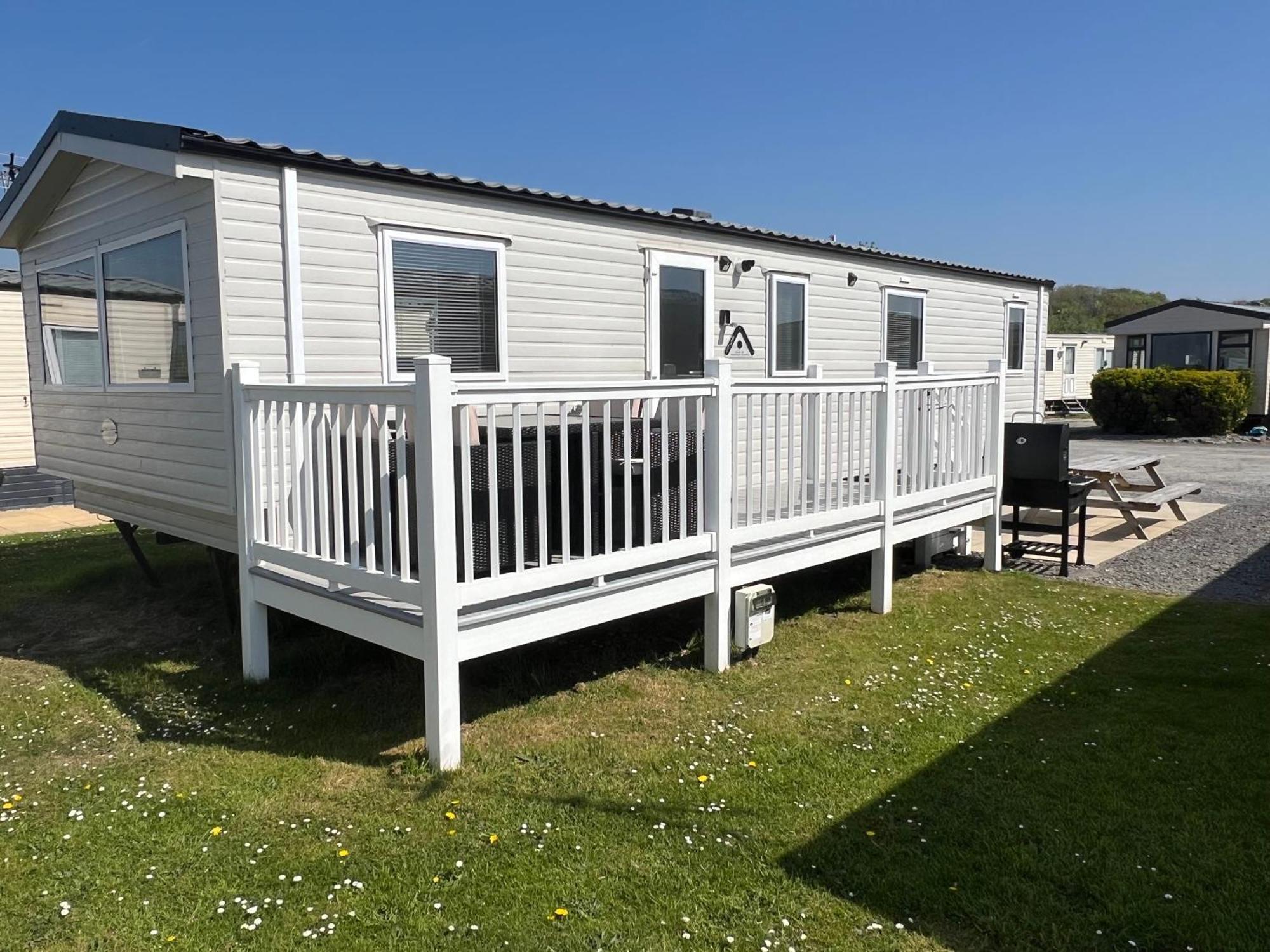 3 Bedroom Modern Caravan Sleeps Up To 8 米勒姆 外观 照片